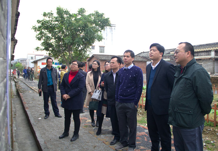 附城街道领导干部到新兴县天堂镇参观学习人居环境整治工作
